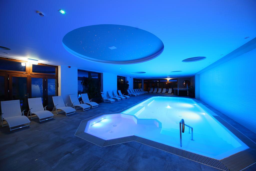 Nádas Tó Park Hotel Vasad Kültér fotó